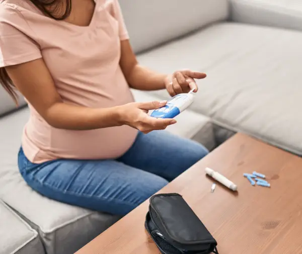 متى يكون سكر الحمل خطر على الجنين